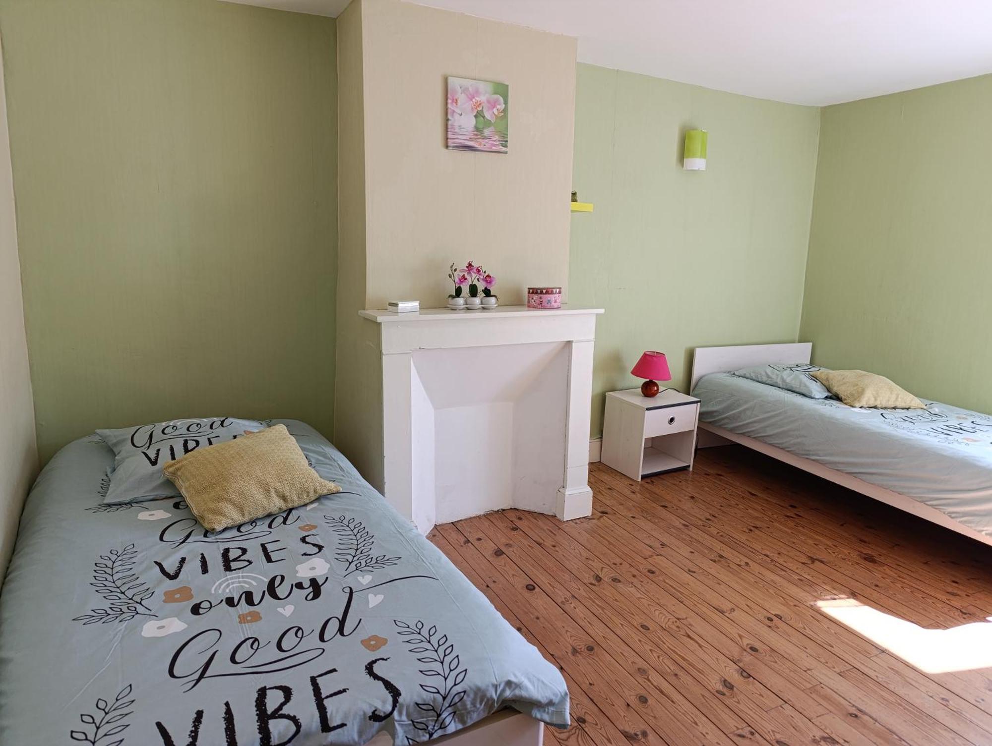 Maison Spacieuse Et Agreable Saint-Georges-de-Luzençon Eksteriør billede
